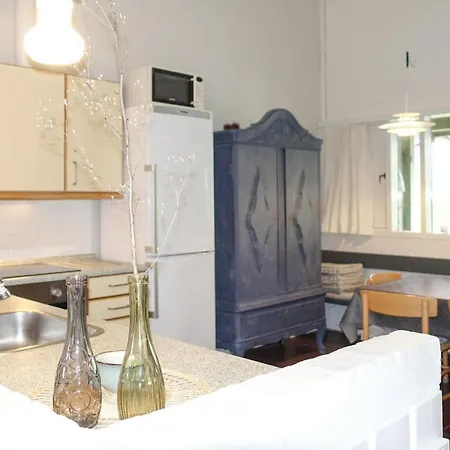 2 Bedroom Lovely In דירה *